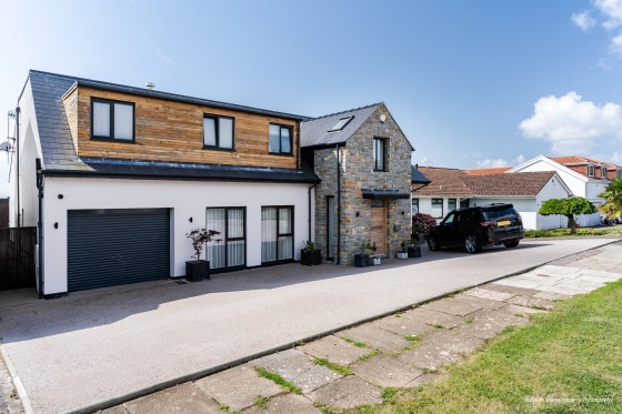 Lynmouth Drive, Penarth, Sully