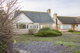 Minehead Avenue, Sully