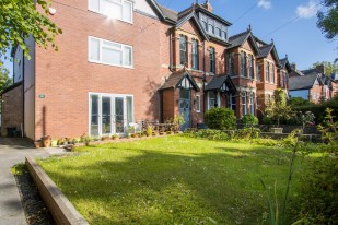 Victoria Road, Penarth
