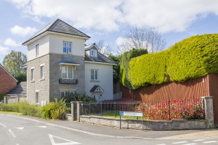 Canon Walk, Penarth