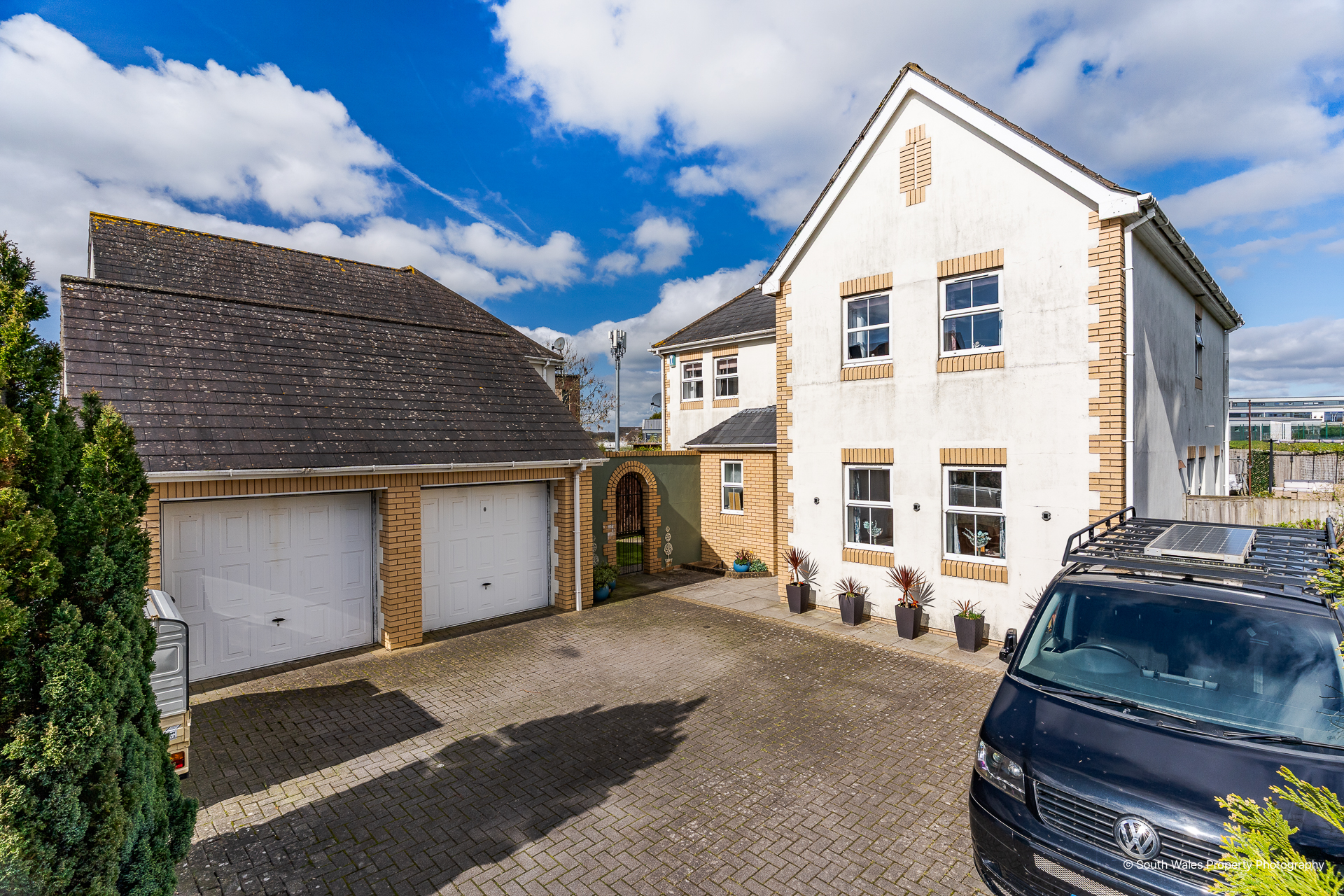 Cwrt St Cyres, Penarth