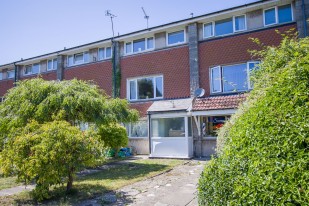 Castle Court, Castle Drive, Dinas Powys