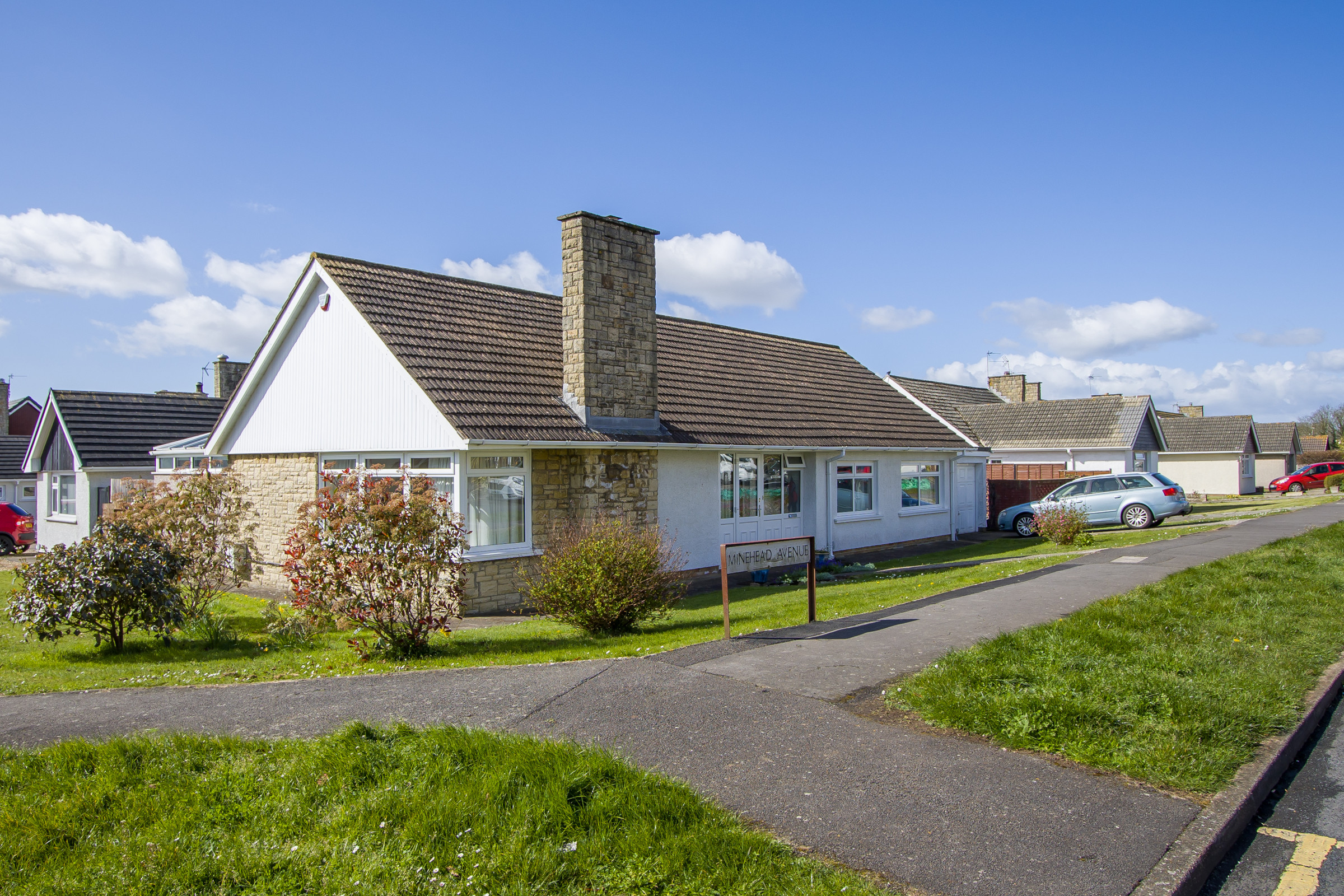 Minehead Avenue, Sully