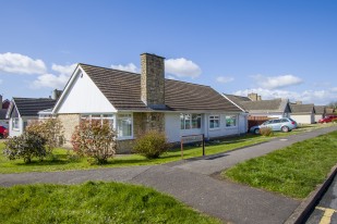 Minehead Avenue, Sully