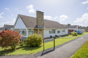 Minehead Avenue, Sully
